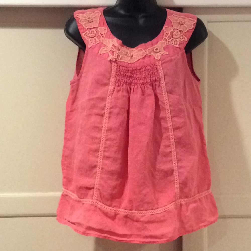 Sleeveless top
